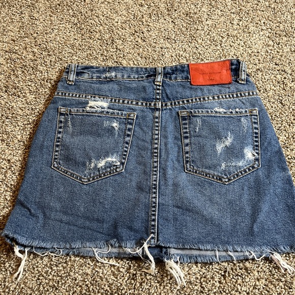 Zara x Disney Minnie Mouse Distressed Mini Blue Jean Skirt Women's Size XS - Picture 5 of 6